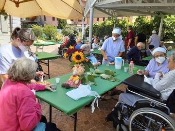 PRANZO IN GIARDINO